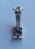 PIEDINO X OCCHIELLI X TAGLICUCI BERNINA 1010 (BEA0025787001)